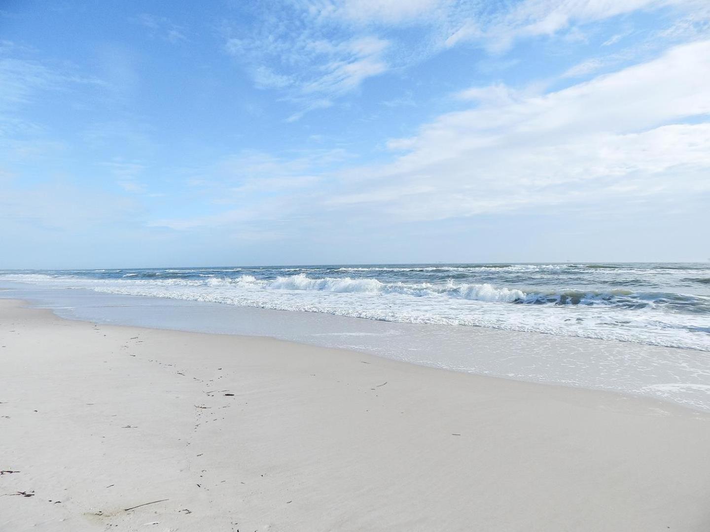 057 Summer Wave Dauphin Island Bagian luar foto